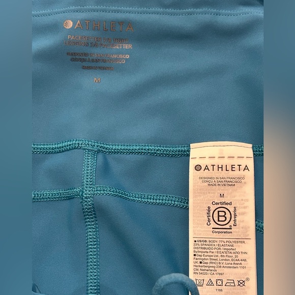 Athleta Pacesetter 7/8 Tight Legging - Medium - Picture 3 of 5